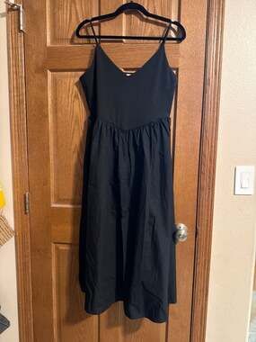 NWT Maurices Black Ribbed Knit and Poplin Mixed Media Midi Dress